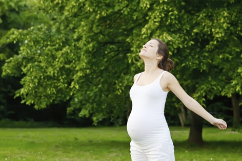 Беременность и прогулки. - Статья о верхней одежде для беременных города Астаны.